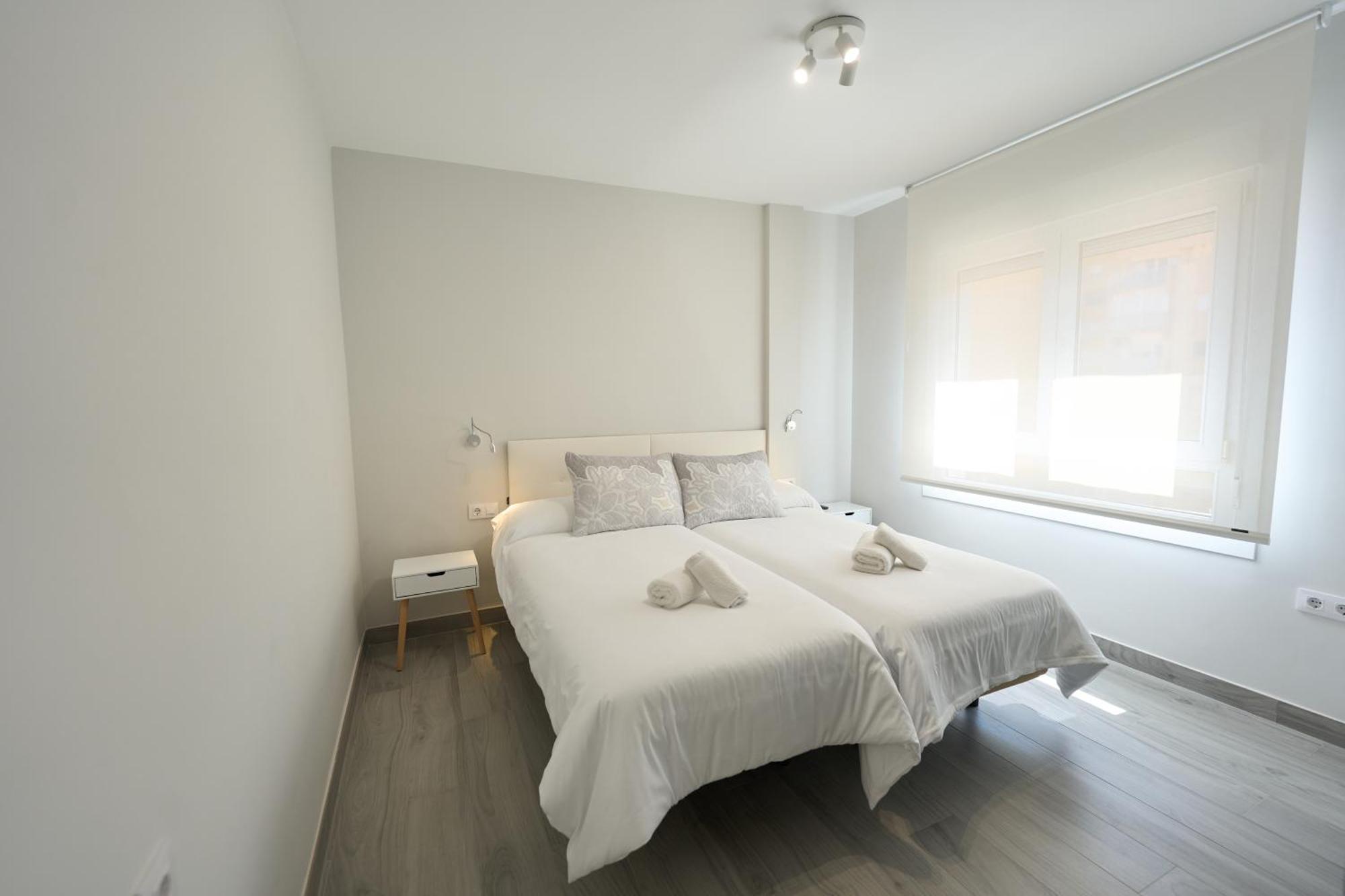 Paseo Maritimo - Apartamento A Estrenar, A Pie De Playa, Con 2 Banos 阿尔梅里亚 外观 照片